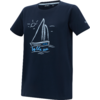 Dunkelblaues T-Shirt mit rundem Ausschnitt, bedruckt mit weißer Strichzeichnung eines Segelbootes, Sonne, Wellen und blauem Schriftzug 'by the sea'
