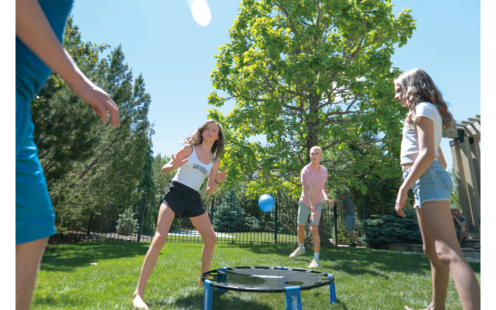 Product afbeelding Do U Play Bash Net Outdoor-Actionspiel 2 vs. 2 1