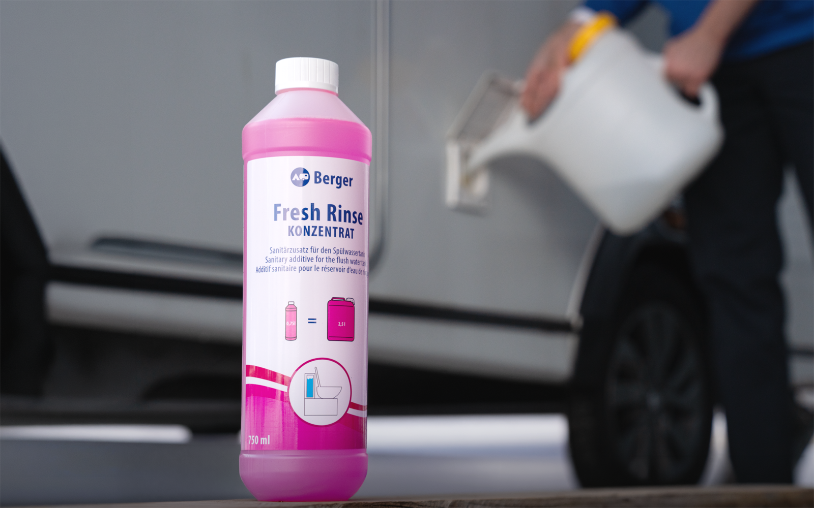 Produktbild Berger Fresh Rinse Konzentrat 750 ml - Sanit&auml;rzusatz f&uuml;r den Sp&uuml;lwassertank 1