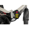 Close-up van een fietsframe met accu en elektrische aansluiting