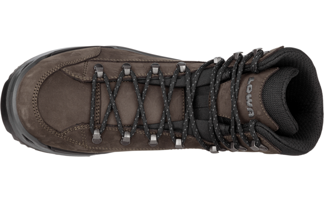 Chaussure marron montant à la cheville vue de dessus, avec lacets, œillets métalliques et logo visible "LOWA" sur la languette