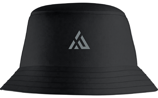 Schwarzer Hut mit kleinem weißem Logo vorne