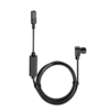 Schwarzes Kabel mit zwei Steckern und einem Zwischenelement, auf weißem Hintergrund