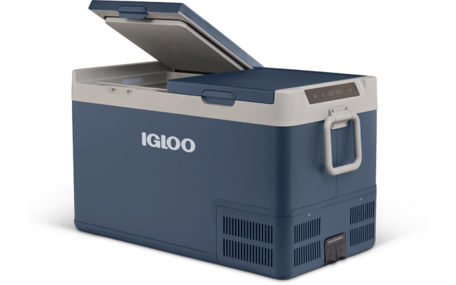 Tragbare blaue und graue Kühlbox mit geöffnetem Deckel, seitlichem Griff, Lüftungsöffnungen und Aufdruck 'IGLOO'