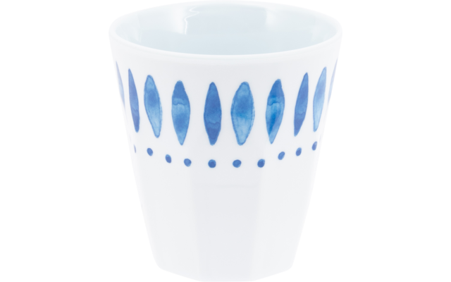 Witte glanzende beker met blauwe ovale decoratieve vormen en een rij blauwe stippen onder de rand, op een witte achtergrond
