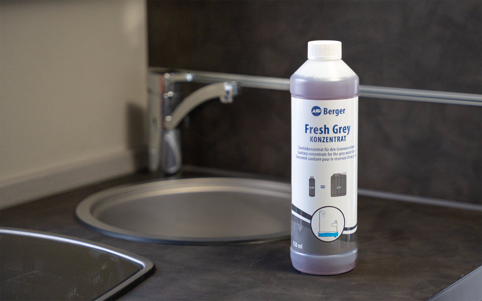 Produktbild Berger Fresh Grey Konzentrat 750 ml - Sanit&auml;rzusatz f&uuml;r den Grauwassertank 1