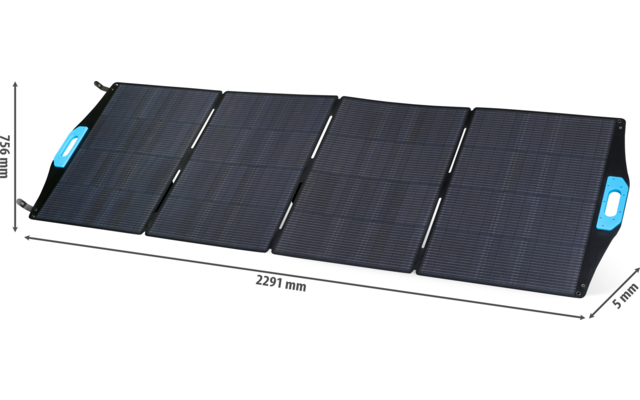Vier nebeneinander liegende, dunkle Solarmodulsegmente mit sichtbaren Verbindungsfalten, zwei blaue Tragegriffe an den äußeren Enden, Maßangaben 2291 mm × 755 mm × 5 mm