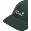 Dunkelgrüne Baseballkappe, Vorderansicht, weiße Stickerei 'Jack Wolfskin' mit Pfotenlogo