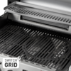 Nahaufnahme des Inneren eines Edelstahlgrills mit gusseisernem Grillrost, rundem Mitteleinsatz, Aufsatzrost oben und Schriftzug "SWITCH GRID"