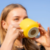 Kleines Produktbild Silwy Magnet Henkeltasse aus Porzellan und Metall-Nano-Gel-Pad 470 ml 1