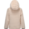 Vista trasera de una chaqueta con capucha color beige claro con textura peluda a rayas horizontales y puños de manga oscuros