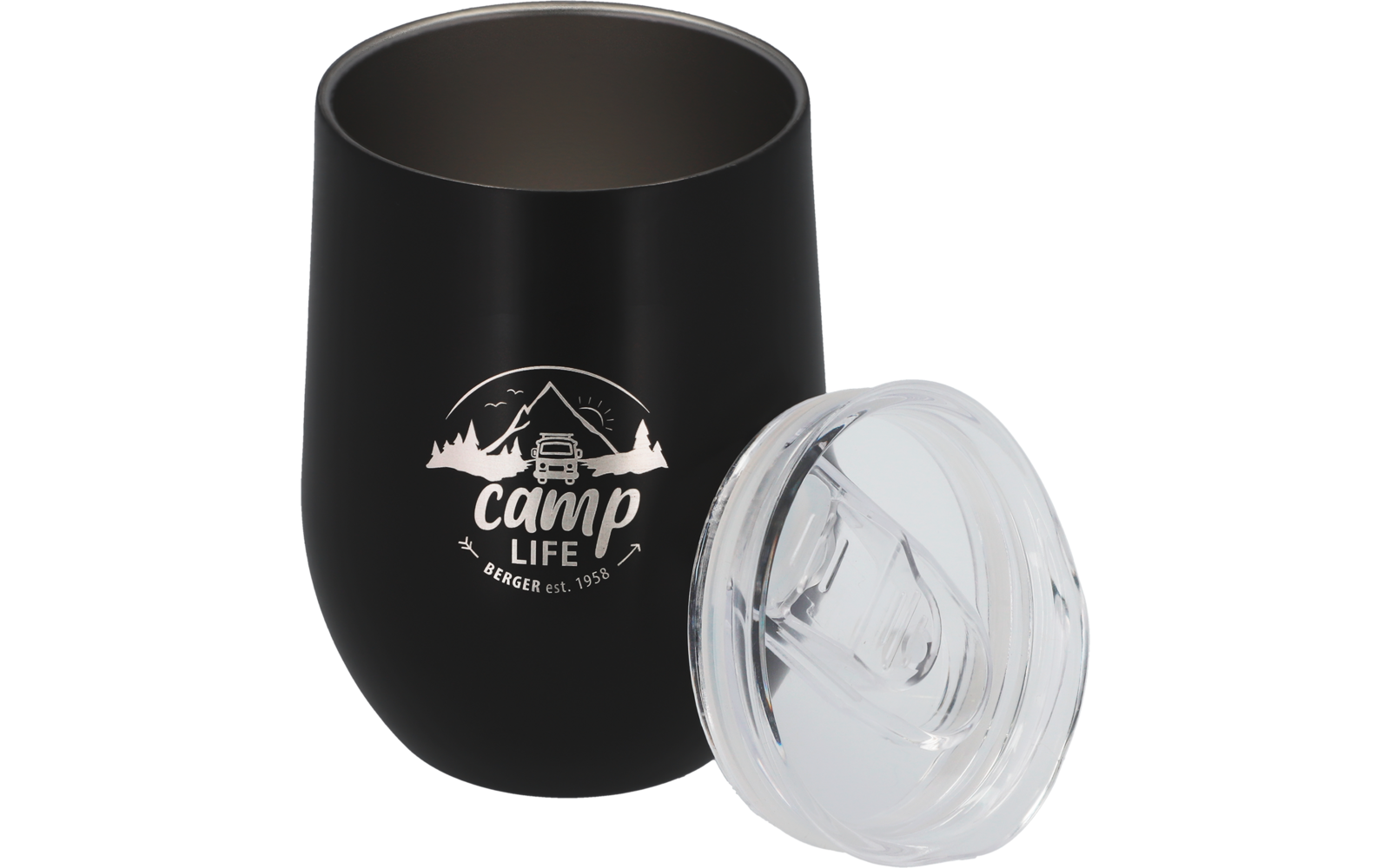 Zwarte geïsoleerde drinkbeker met doorzichtige deksel en een opdruk van een bergmotief met de tekst 'camp LIFE'