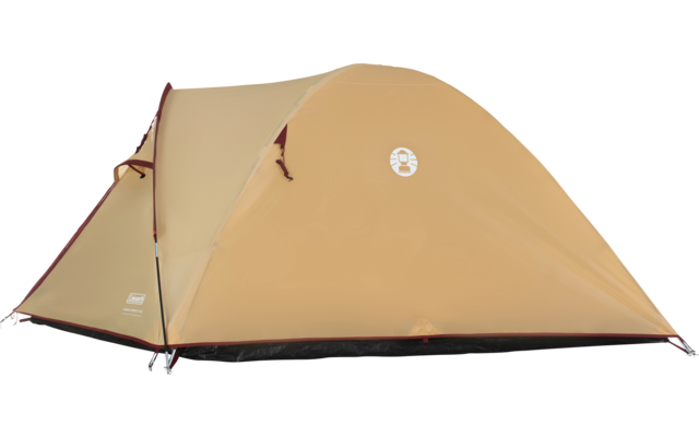 Beiges Kuppelzelt mit sichtbarem Eingang und weißem Logo, freigestellt auf weißem Hintergrund