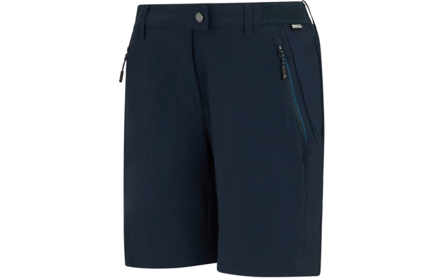 Dunkelblaue Shorts mit seitlichen Reißverschlusstaschen, Knopfverschluss, Gürtelschlaufen und kleinem Logoetikett am Bund