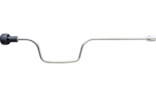 Verchromter, gebogener Metallgriff mit schwarzem Kunststoffknauf links und metallischem Aufsatz rechts auf weißem Hintergrund