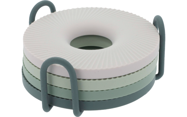 Vier runde, gerippte Scheiben in Weiß und Grüntönen mit mittigem Loch, gestapelt in einem dunkelgrünen Halter mit zwei seitlichen Bügeln