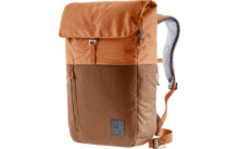 Zweifarbiger Rucksack in Orange und Braun mit umgeschlagener Klappe, vorderer Reißverschlusstasche, sichtbarem Markenpatch und gepolsterten grauen Schultergurten