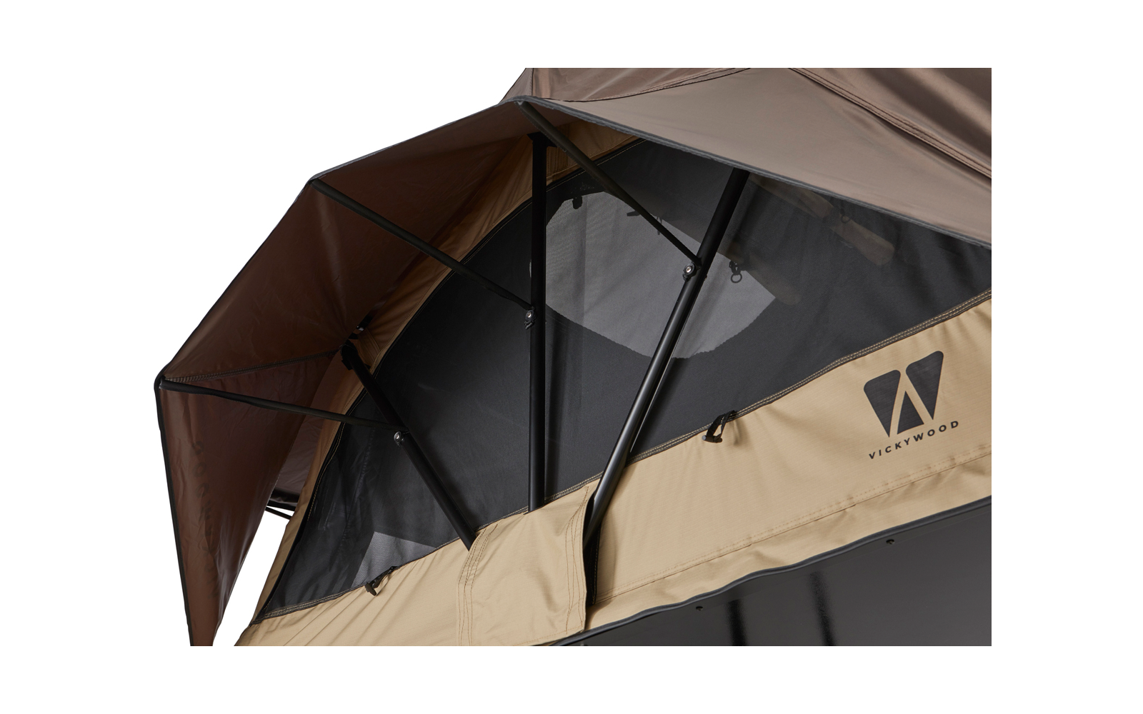 Nahaufnahme einer beige-braunen Stoffstruktur mit schwarzem Metallgestänge, dreieckigem Moskitonetzfenster und Reißverschluss