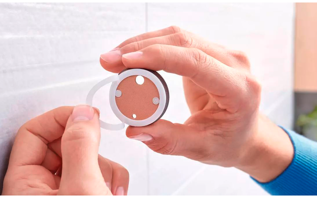 Tesa Ekkro soap dispenser satin glass including adhesive solution 200 ml