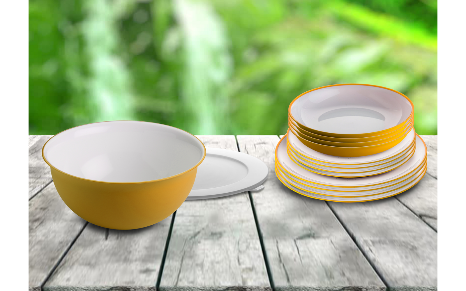 Gele en witte kom en borden op een houten tafel