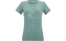 T-shirt cintré manches courtes vert menthe avec encolure ronde ; motif floral blanc et orange centré devant avec petits papillons et une ligne de texte en écriture cursive