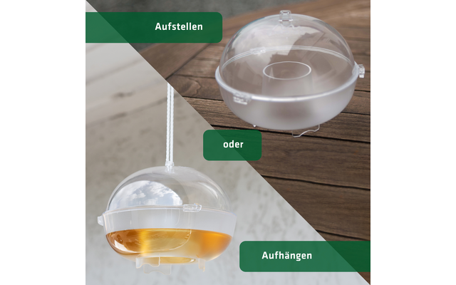 Zwei kugelförmige Hänge- oder Aufstellbehälter aus Kunststoff, einer mit Wasser gefüllt, der andere leer, an einer Holzdecke befestigt