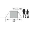 Vooraanzicht lijntekening van een opgezet tent met geschaduwde rechthoekige ingang; onderaan afmetingen '90 155 90' (335 cm) en boven '140/Inner 130'; rechts twee persoonssilhouetten, één houdt een kind