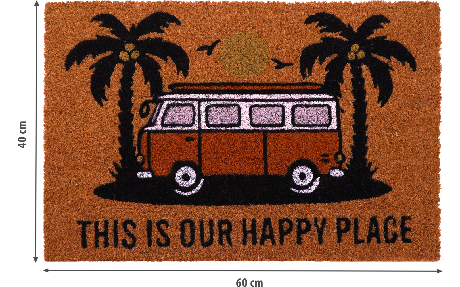 Braune Fußmatte mit Illustration: orange-weißer Retro-Van zwischen zwei schwarzen Palmen, gelber Sonne, Vogel und dem Text "THIS IS OUR HAPPY PLACE"