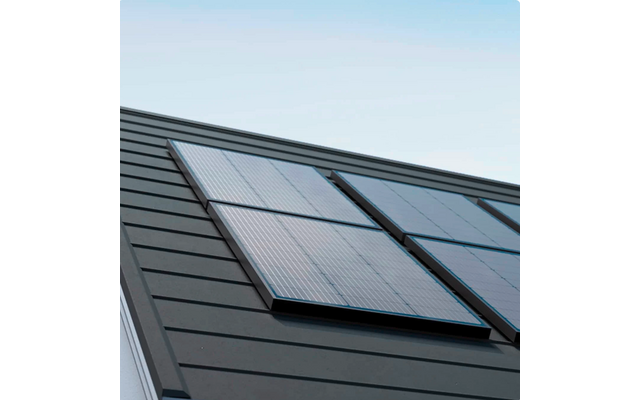 EcoFlow 2 x 100W rigid solar panel