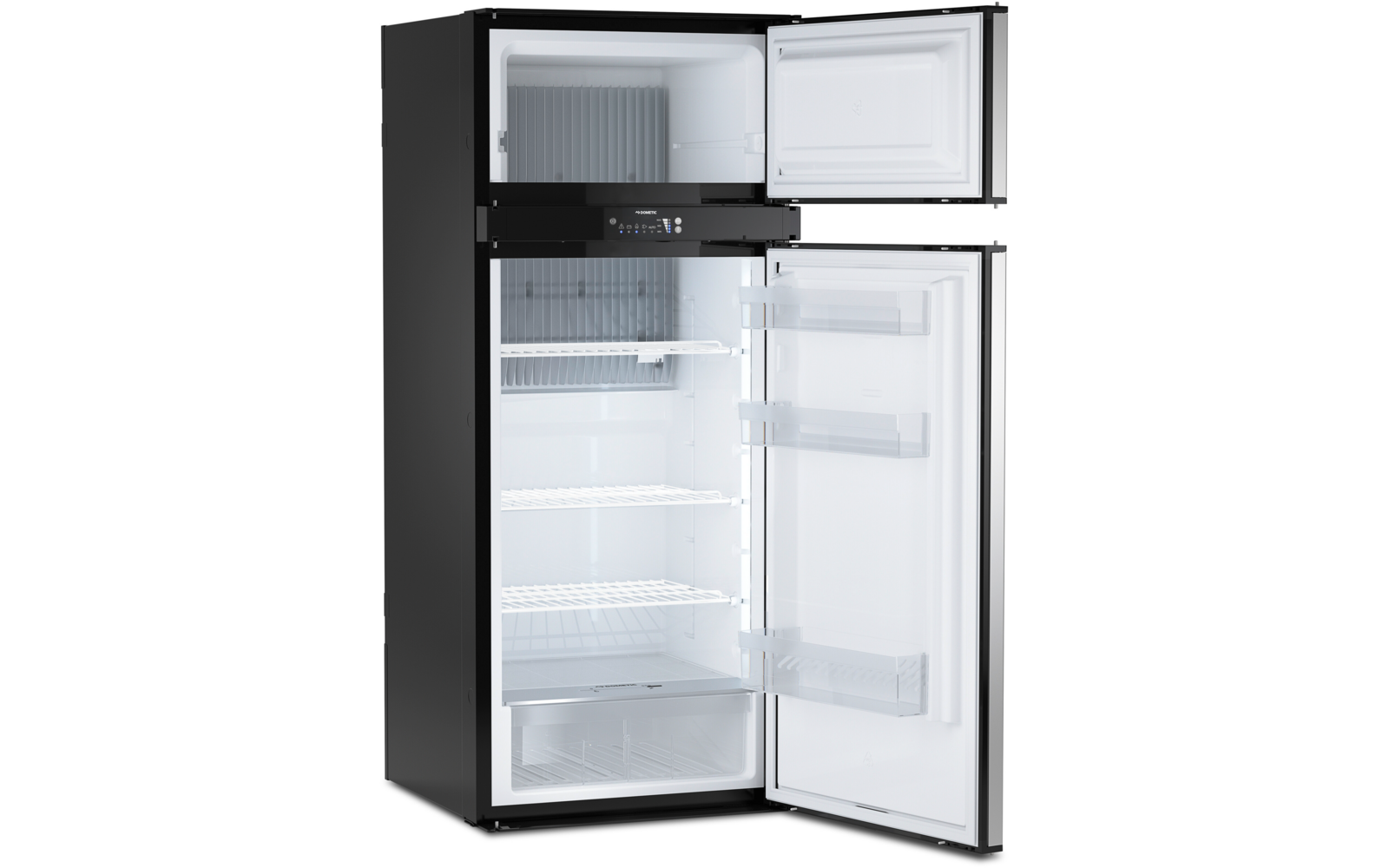 Offener schwarzer Kühlschrank mit Gefrierfach oben, zwei geöffneten Türen, weißer Innenraum, Drahtablagen und Gemüsefach