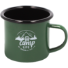 Grüner Metalbecher mit schwarzem Innenrand und Aufdruck 'camp LIFE'