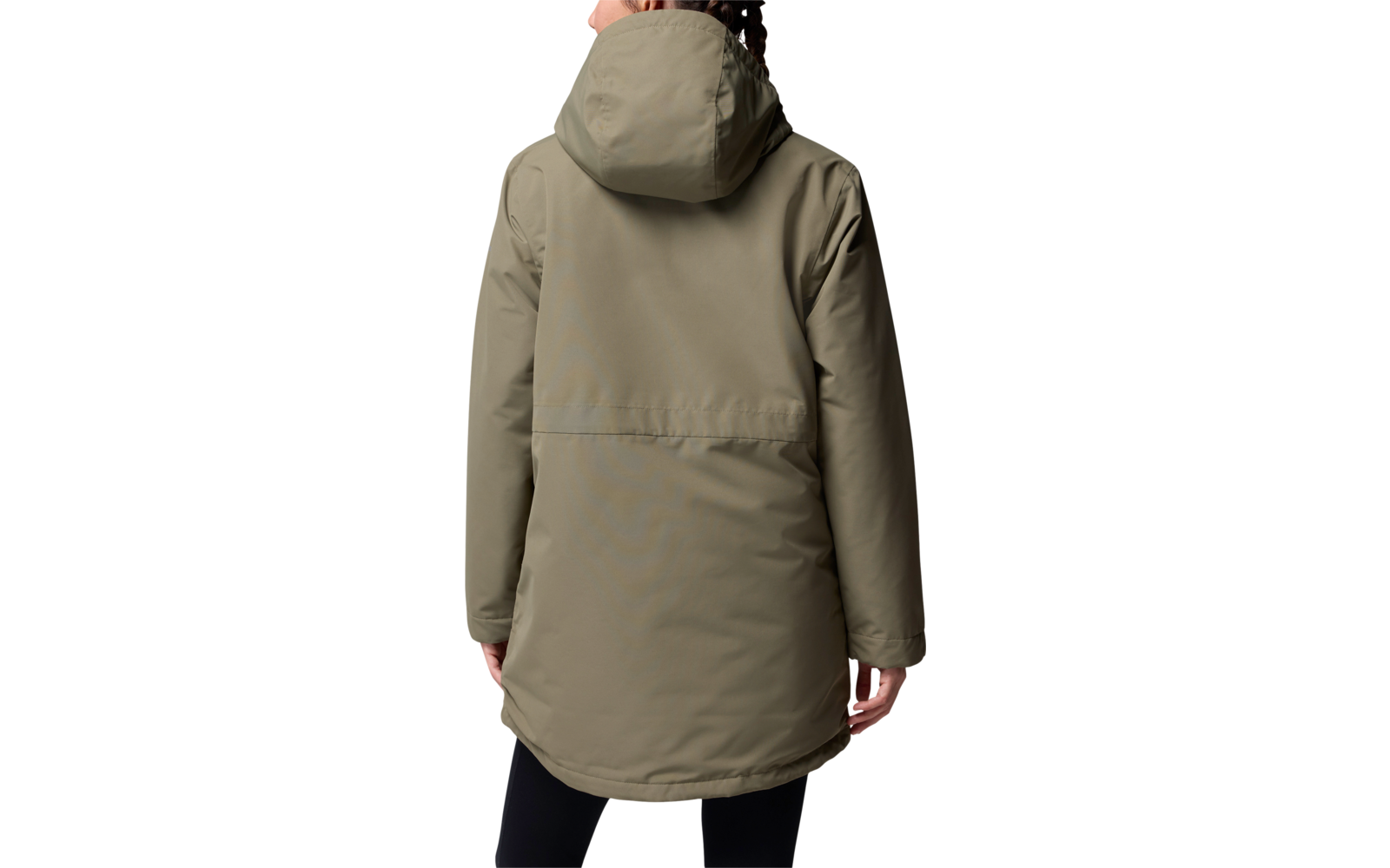 Personne vue de dos portant une veste à capuche verte avec une tresse