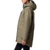 Femme portant une veste beige avec capuche, vue latérale