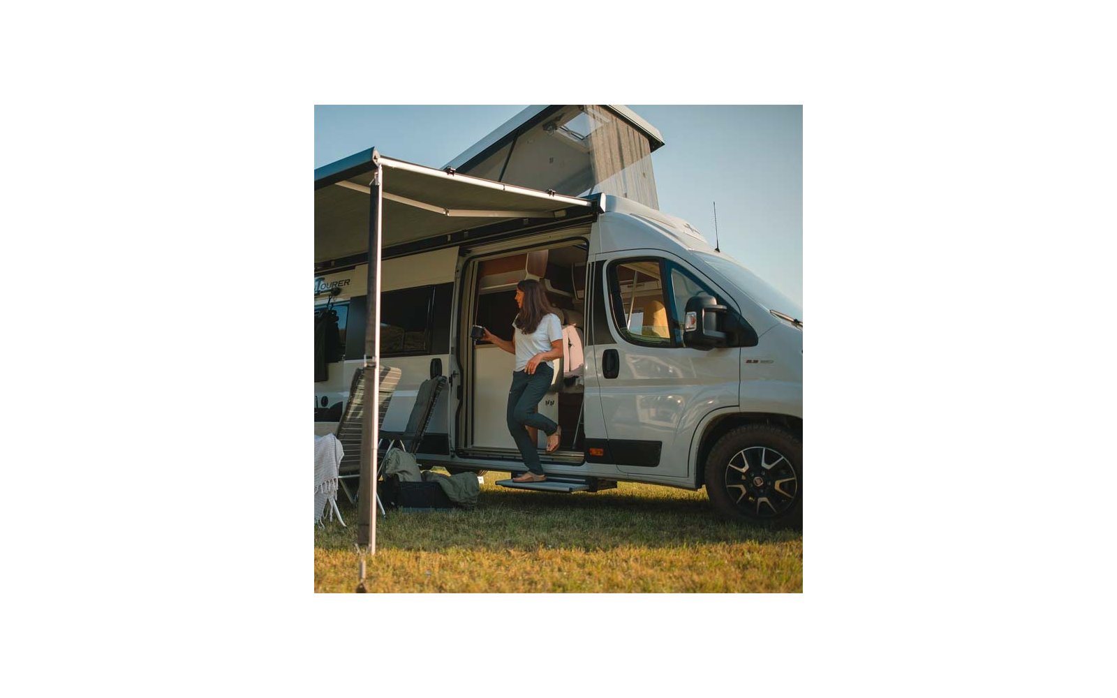 Produktbild Thule Slide-Out Step G2 Ausziehbare Trittstufe für Ducato / Jumper / Boxer 12V 1