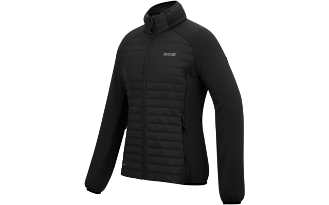 Zwarte doorgestikte jas met rits over de hele lengte, opstaande kraag, lange gladde mouwen, zijzakken met rits en klein logo op de borst