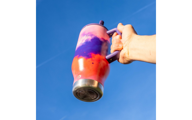 Product afbeelding Silwy Magnet Tumbler Isolierbecher aus Edelstahl mit Griff und Metall-Nano-Gel-Pad 900 ml 1