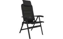 Zwarte gevoerde stoel met hoge rugleuning, hoofdsteun, armleuningen en zwart metalen frame