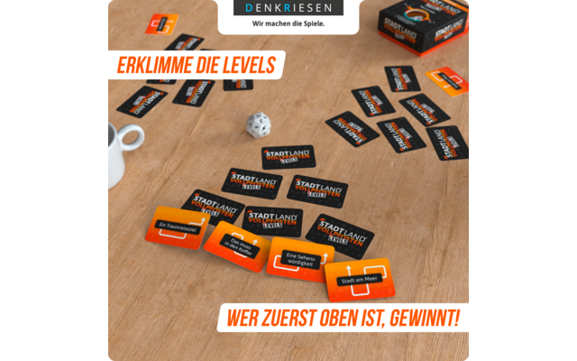 Product afbeelding Denkriesen Stadt Land Vollpfosten Levels Kartenspiel 4 Level Wortspiel 1