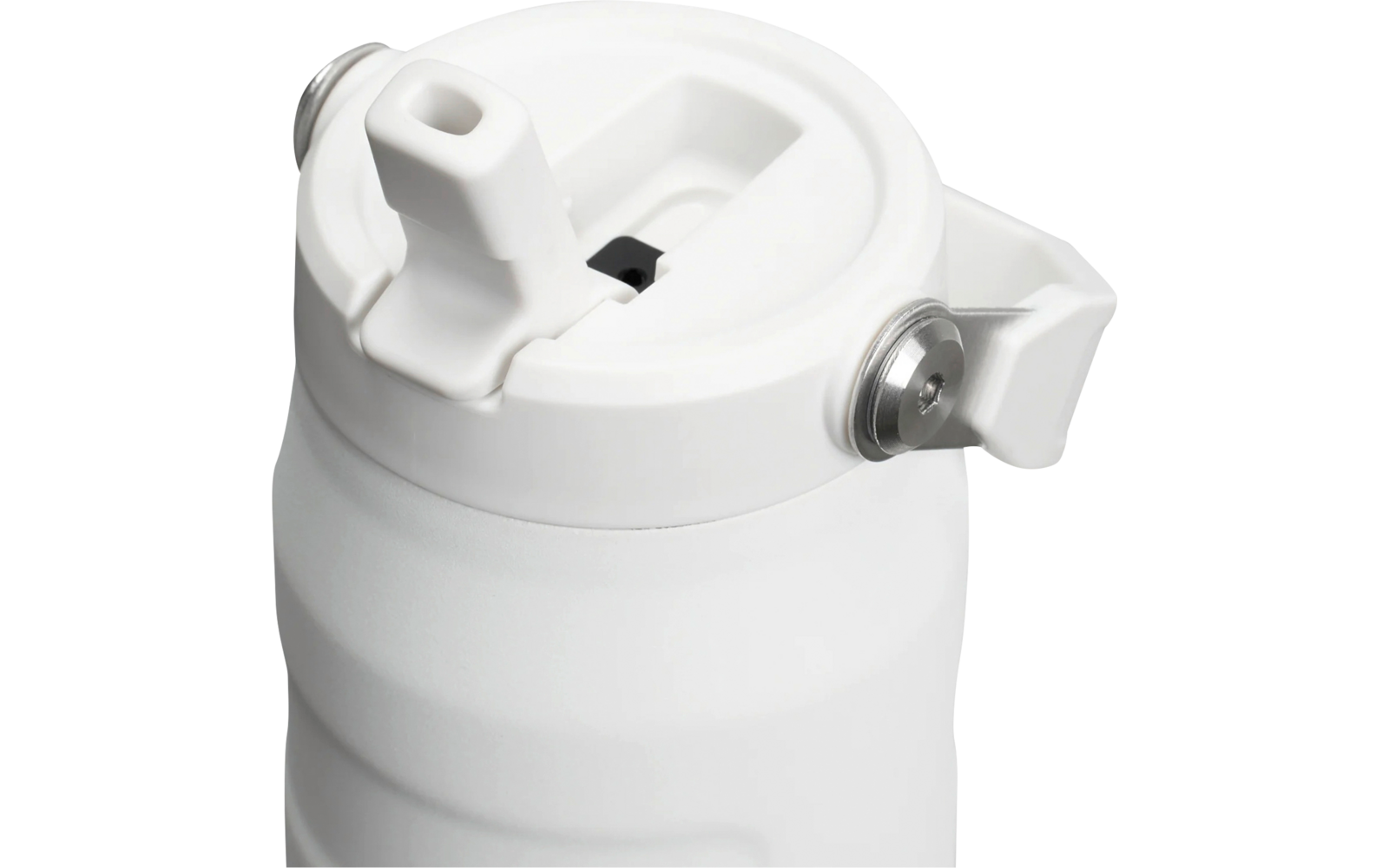 Nahaufnahme der Oberseite einer weißen Flasche mit Kunststoffdeckel, aufstehendem Ausguss und zwei sichtbaren Metallbolzen