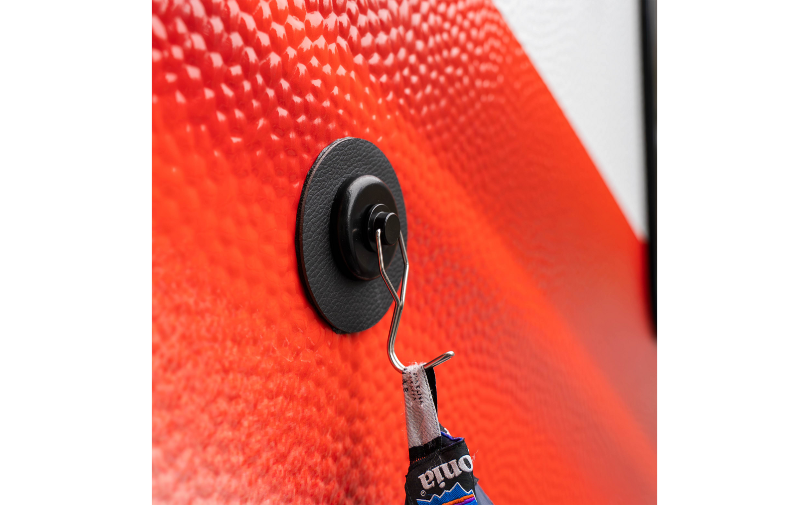 Image du produit Crochet magn&eacute;tique en m&eacute;tal, y compris pad nano-gel en m&eacute;tal 7,5 cm 2 pcs. The One Silwy 1