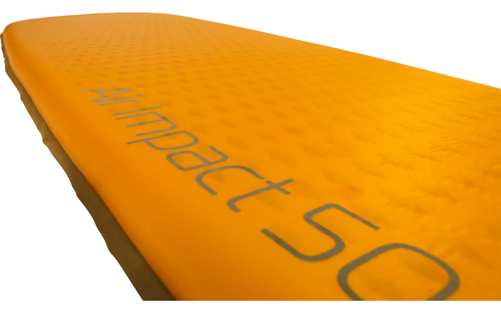 Nahaufnahme eines orangen Messgeräts mit der Aufschrift ‚Inspect 50‘