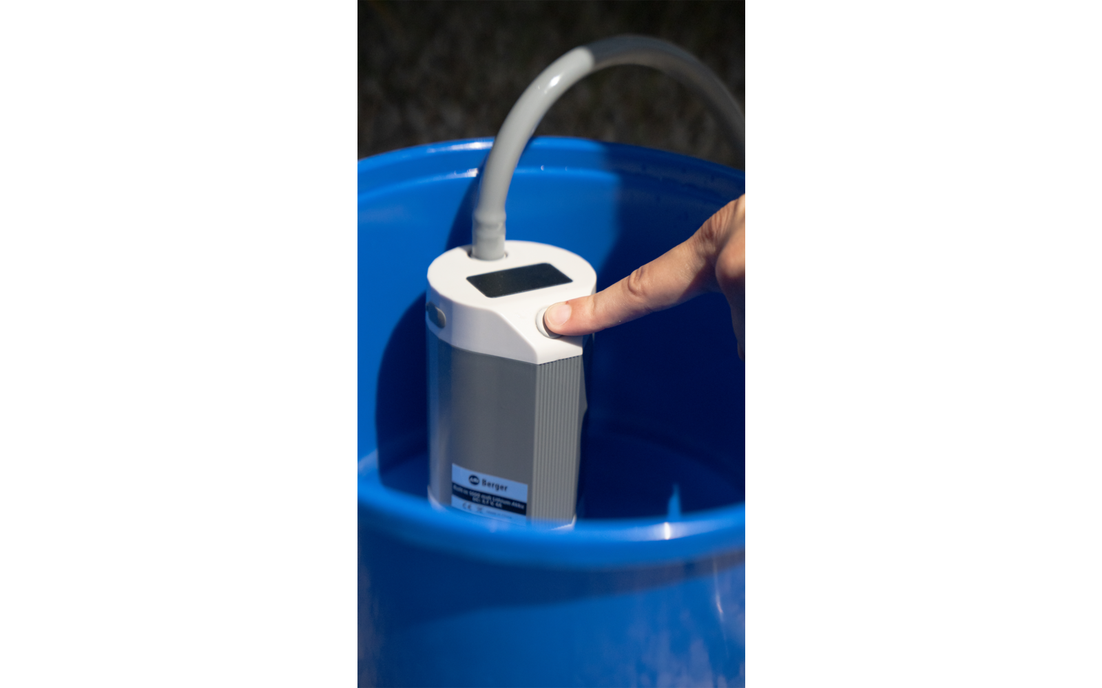 Produktbild Berger Outdoor Dusche mit digitaler Anzeige 1