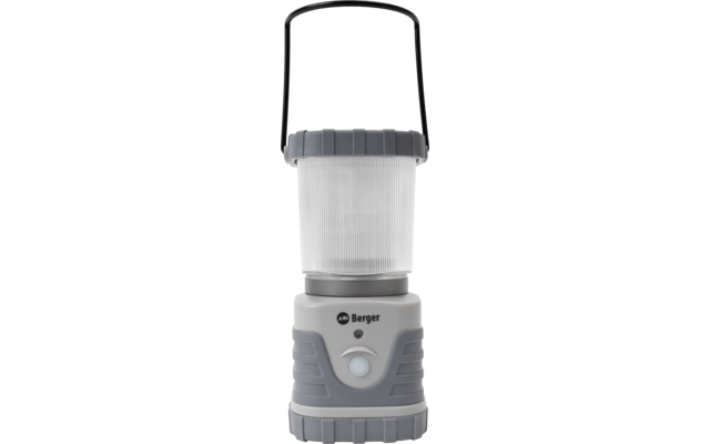 Grijs-witte cilindervormige lantaarn met geribbelde doorschijnende kap, ronde knop aan de voorkant, Berger-logo en zwarte draagbeugel bovenop
