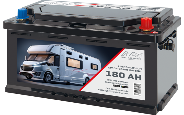 Schwarze Batterie mit rotem und blauem Pol; Frontetikett zeigt ein Wohnmobil und die Aufschrift '180 AH'