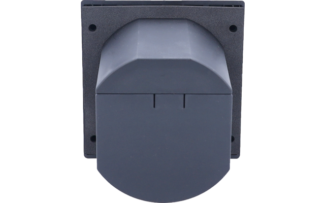 Dunkelgraue quadratische Platte mit vier Schraublöchern; mittig ein abgerundetes, dunkelgraues Bauteil mit Klappe und zwei schmalen vertikalen Schlitzen