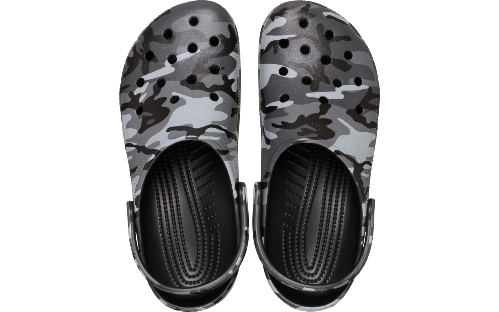 Paar graue, schwarz-weiß Camouflage-Clogs, Draufsicht, mit Fersenriemen und strukturierter Innensohle