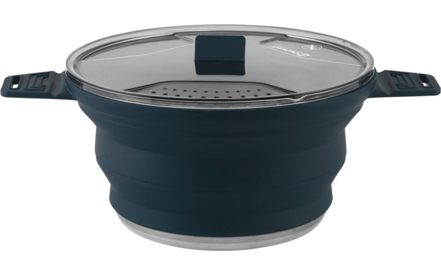 Inklapbare donkerblauwe siliconen koekenpan met handvat en wit vergietdeksel