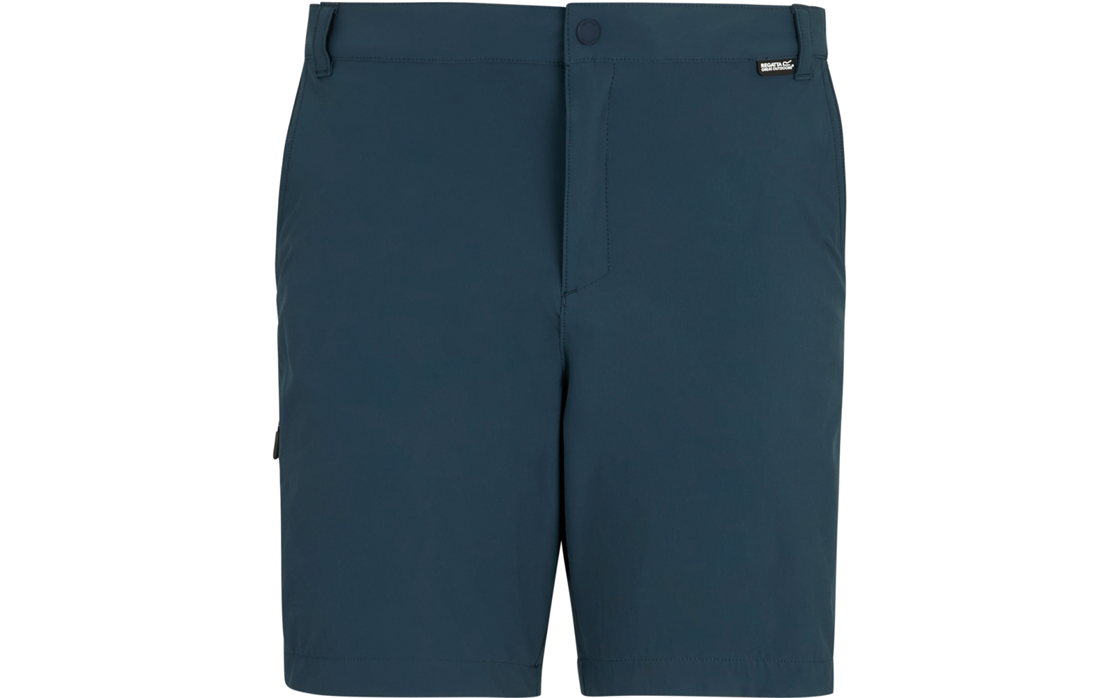 Dunkelblau-grüne knielange Shorts auf weißem Hintergrund, Vorderansicht mit Bund, Knopf, verdecktem Reißverschluss, Gürtelschlaufen, seitlicher Tasche und kleinem schwarzem Etikett am Bund