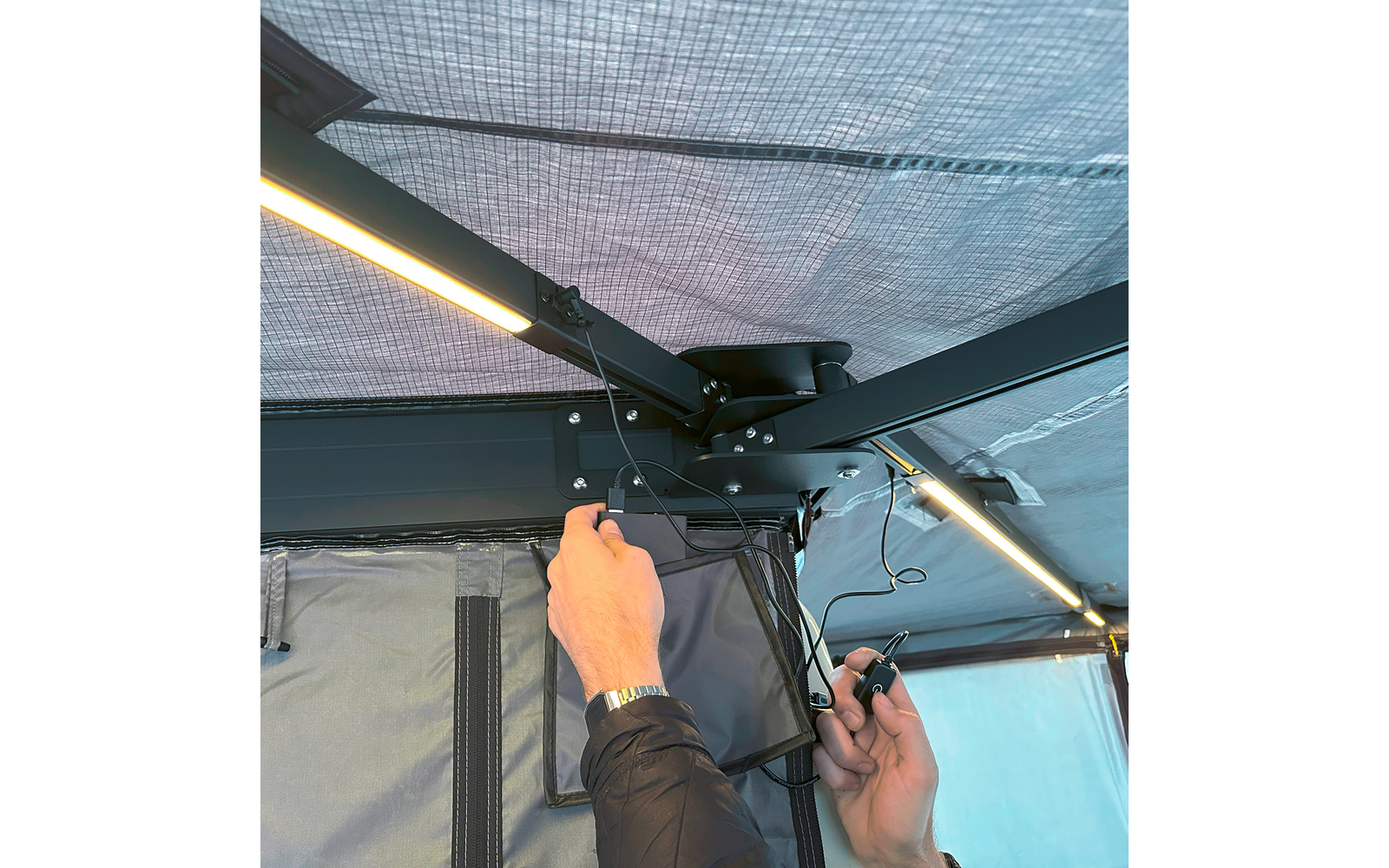 Produktbild Horntools Horizon 270 Grad Markise freitragend 1