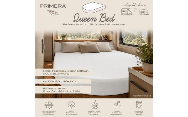 Bed met wit hoeslaken en drie kussens voor twee grote ramen met uitzicht op bos, nachtkastje rechts met potplant, merklogo 'PRIMERA TRAVEL' en tekst 'Queen Bed' bovenaan